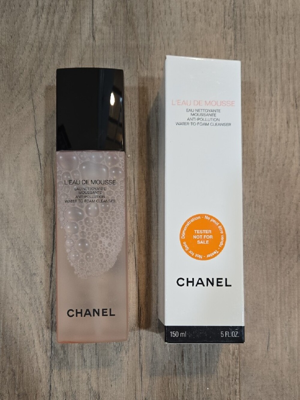 CHANEL L'Eau De Mousse Gentle Pink Cleanser - Picture 2 of 4